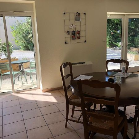 Castel Mireio Bed & Breakfast Cairanne ภายนอก รูปภาพ