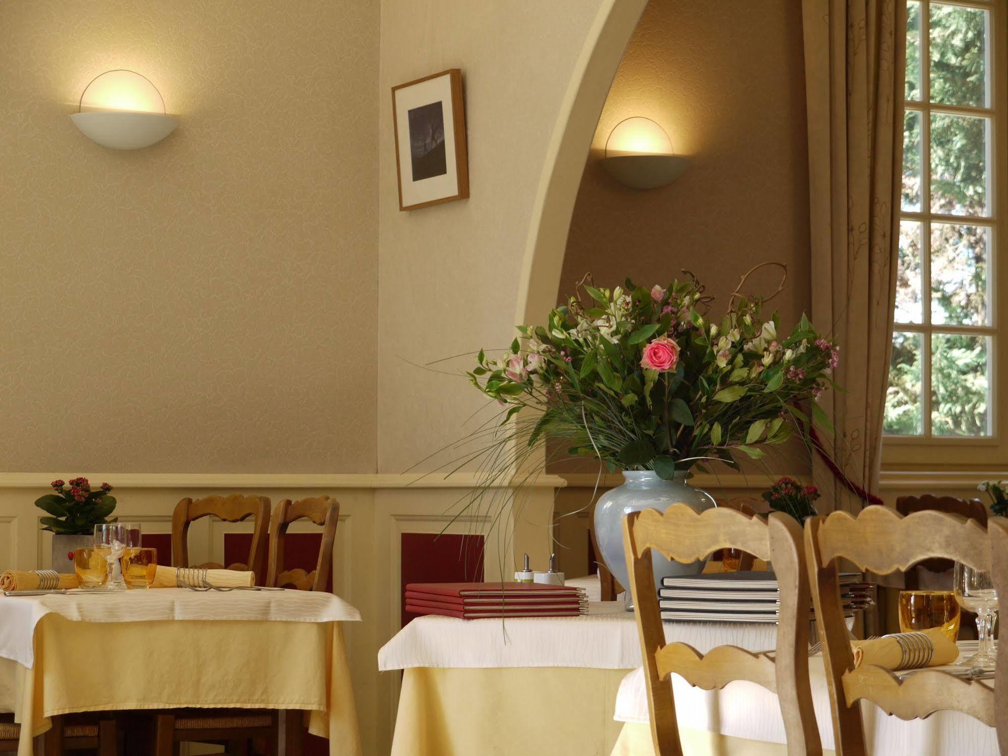 Castel Mireio Bed & Breakfast Cairanne ภายนอก รูปภาพ