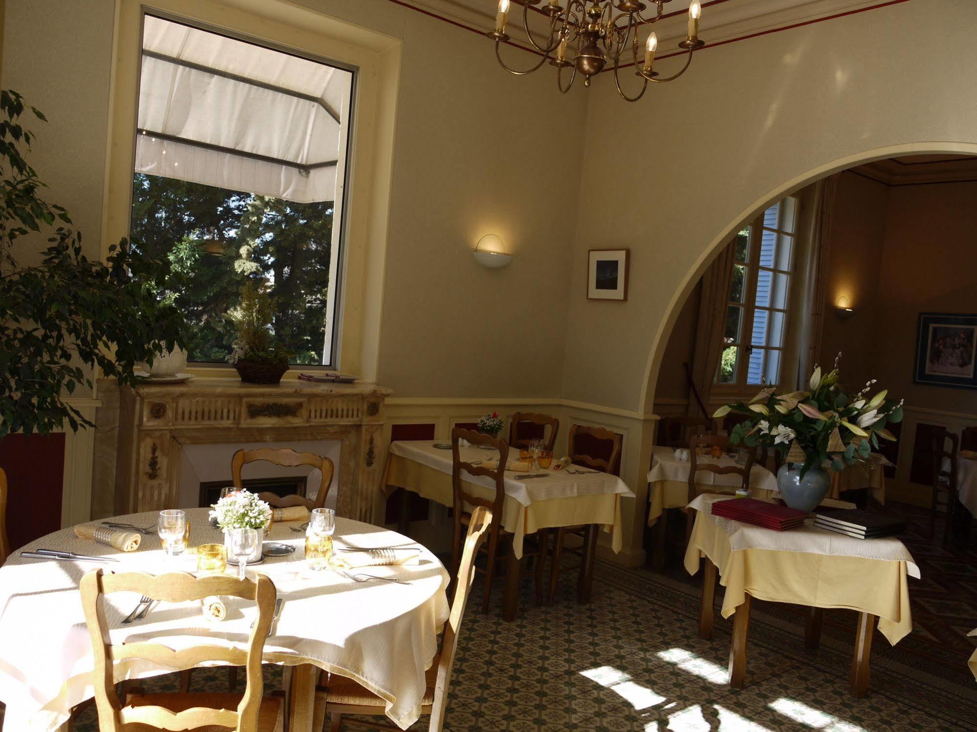 Castel Mireio Bed & Breakfast Cairanne ภายนอก รูปภาพ