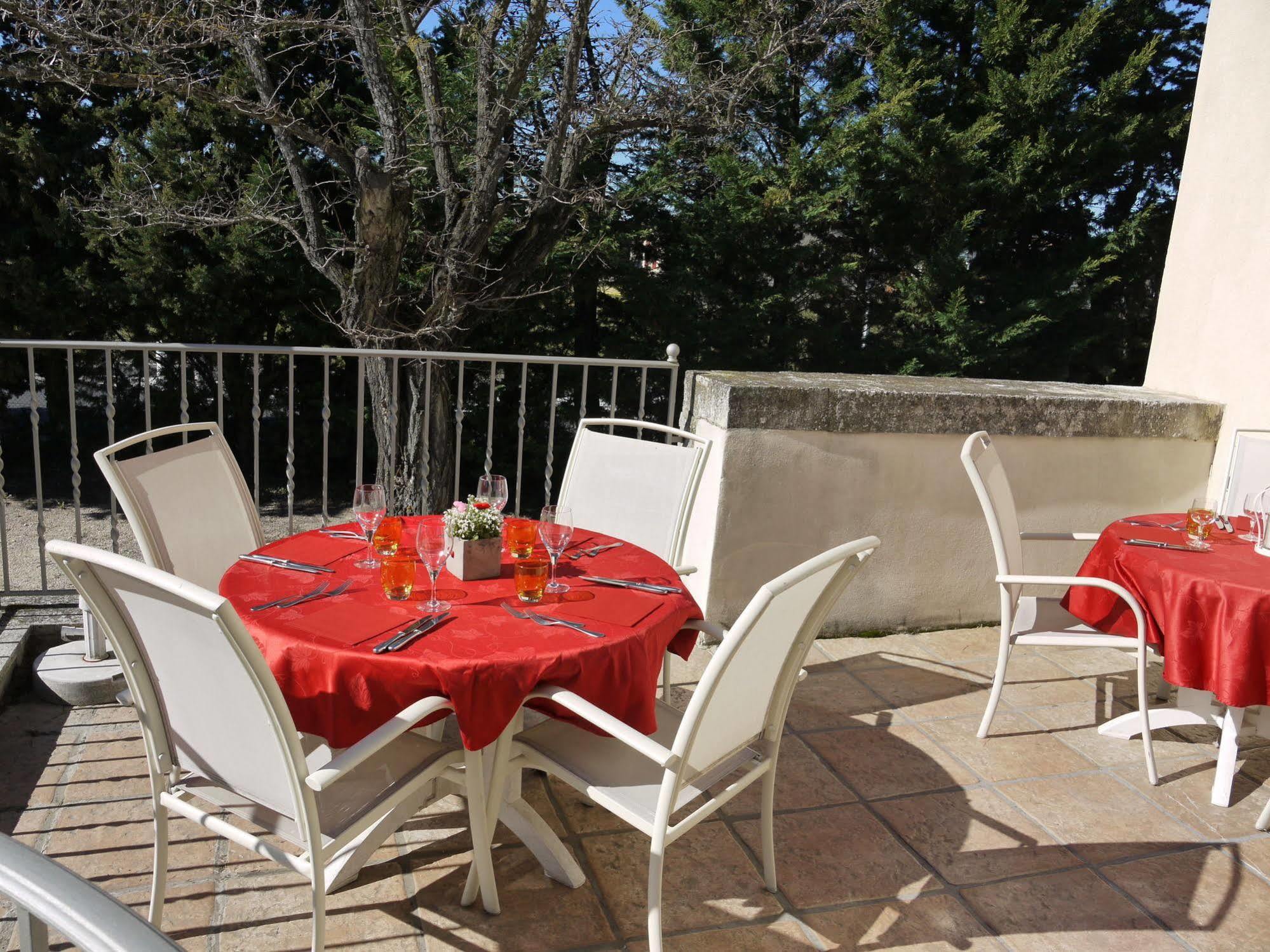 Castel Mireio Bed & Breakfast Cairanne ภายนอก รูปภาพ